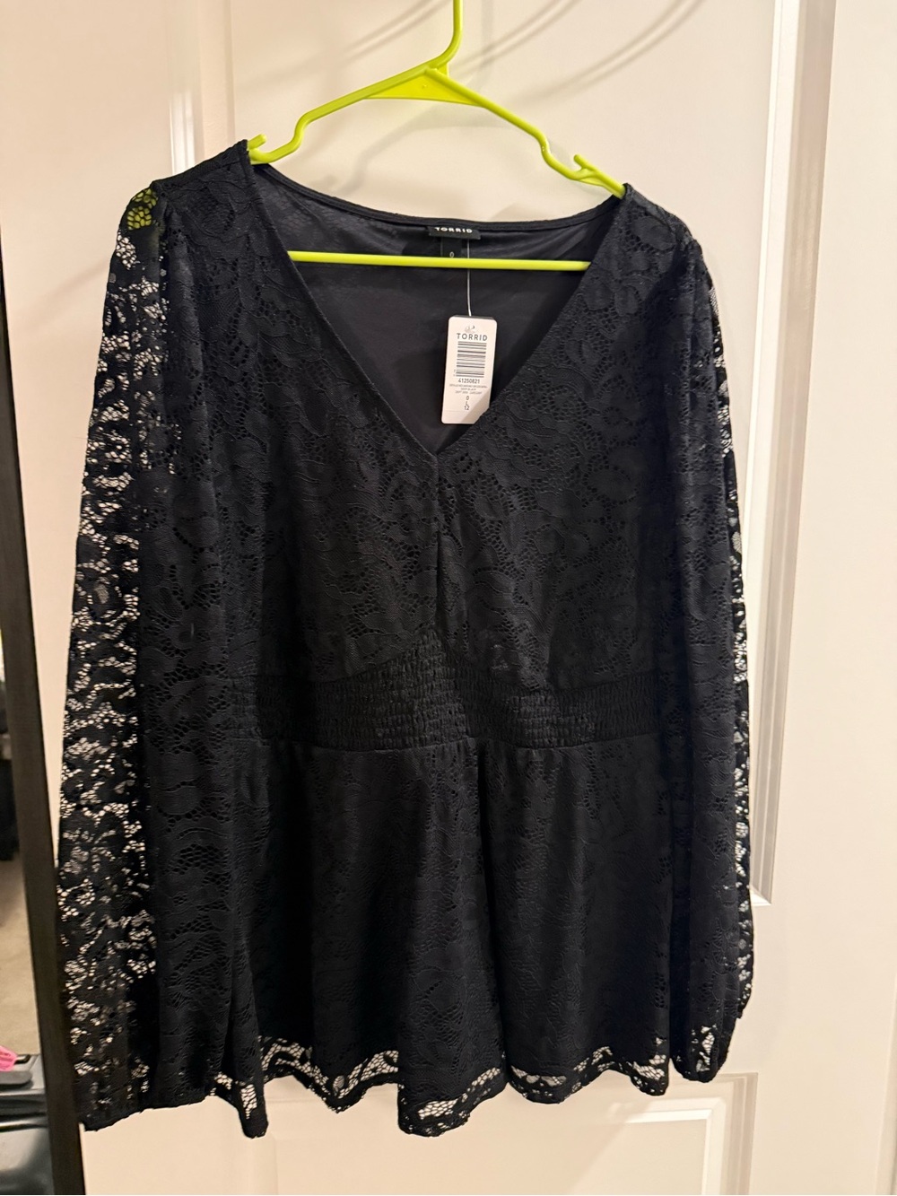 Torrid Black Lace Peplum blouse - V-Neck Long Sleeve